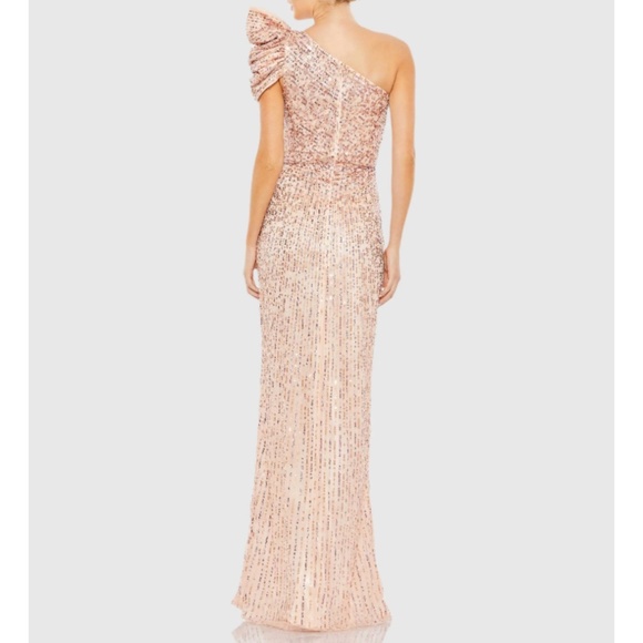 NWT | Mac Duggal 5622 Pink Embellished Puff One Shoulder Gown | Sz 6 - Picture 2 of 3